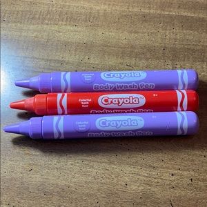 Bath time fun! Crayola crayon body wash pen‼️NEW‼️